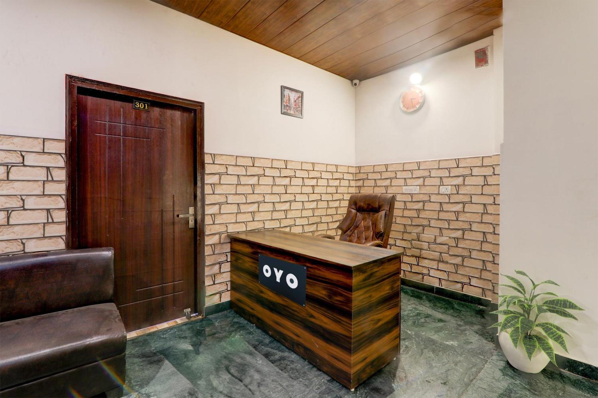 Super Collection O Queen'S Palace Lucknow Bagian luar foto